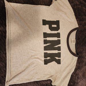 VS PINK cropped tee